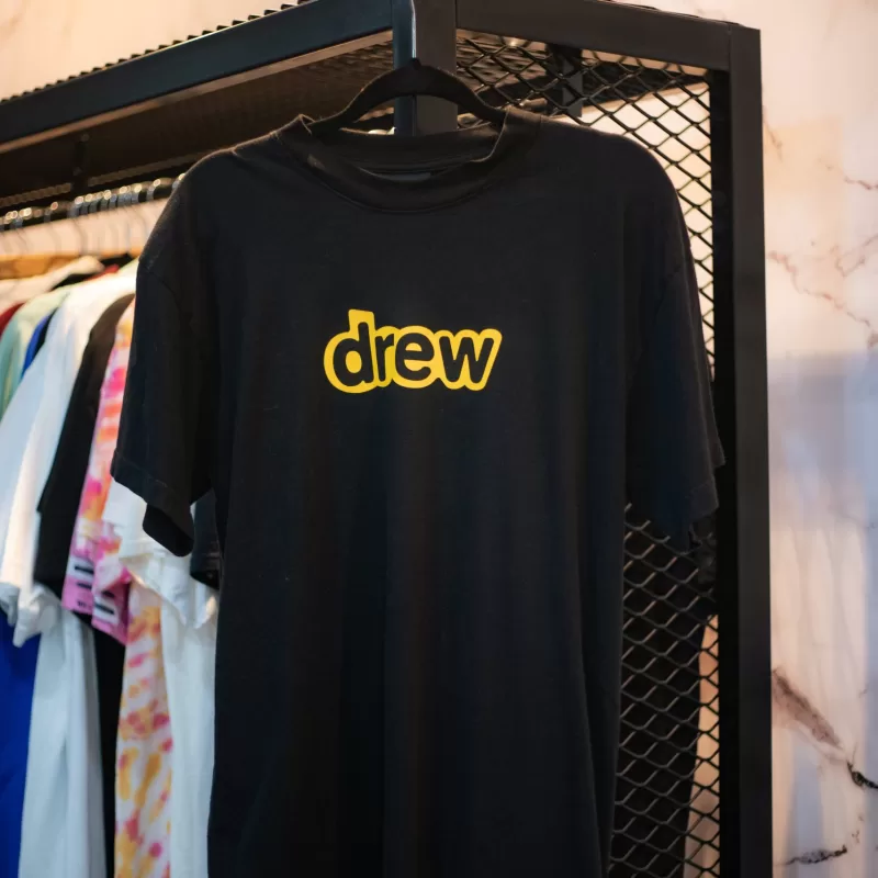 Remera Drew Negra